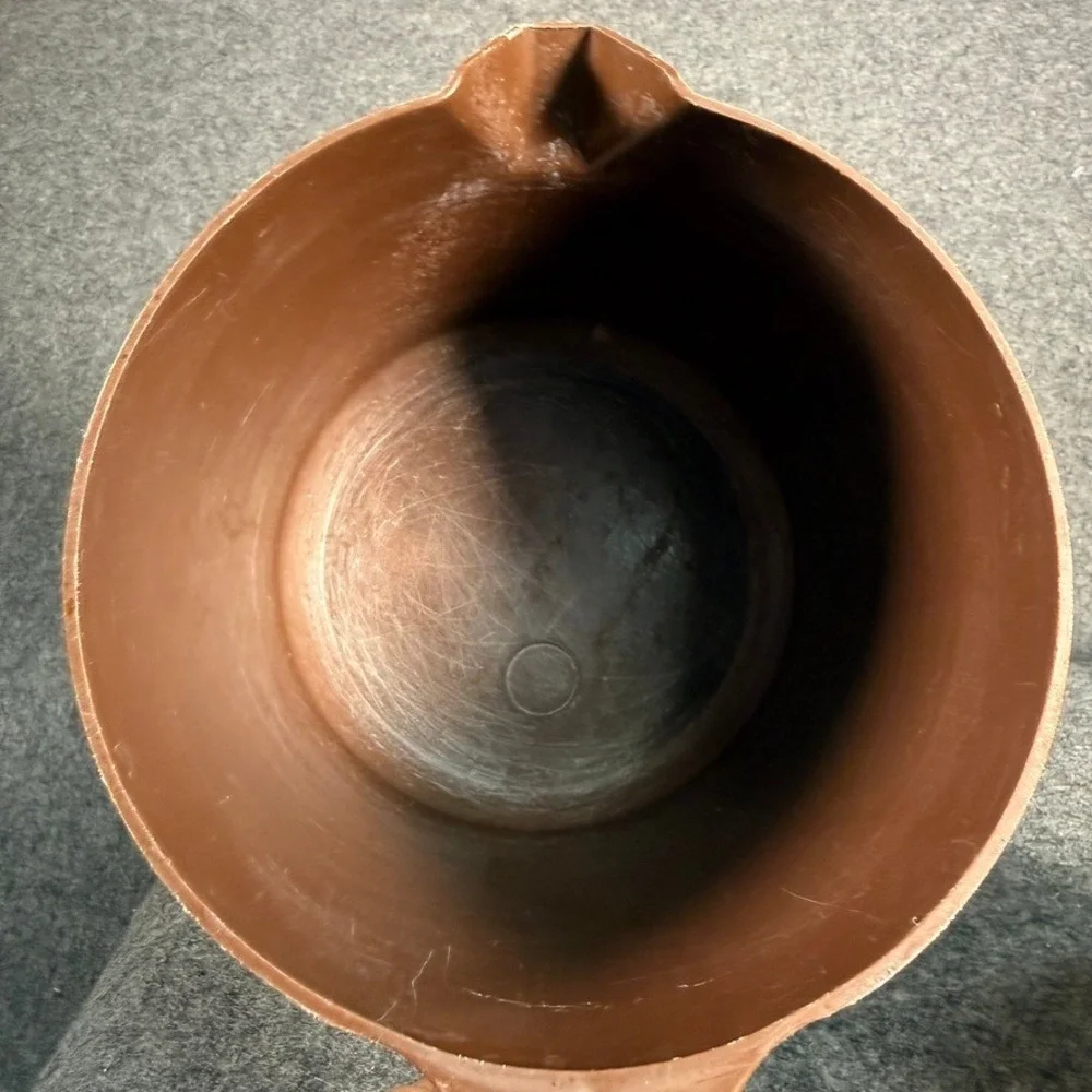 Vintage Rubbermaid Brown Pitcher 1.5‎ Quart 1420ml with Lid 2745 Retro Kitchen